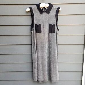 NWT Loop Black White Dress with Black Collar and Pockets (small hole) Large